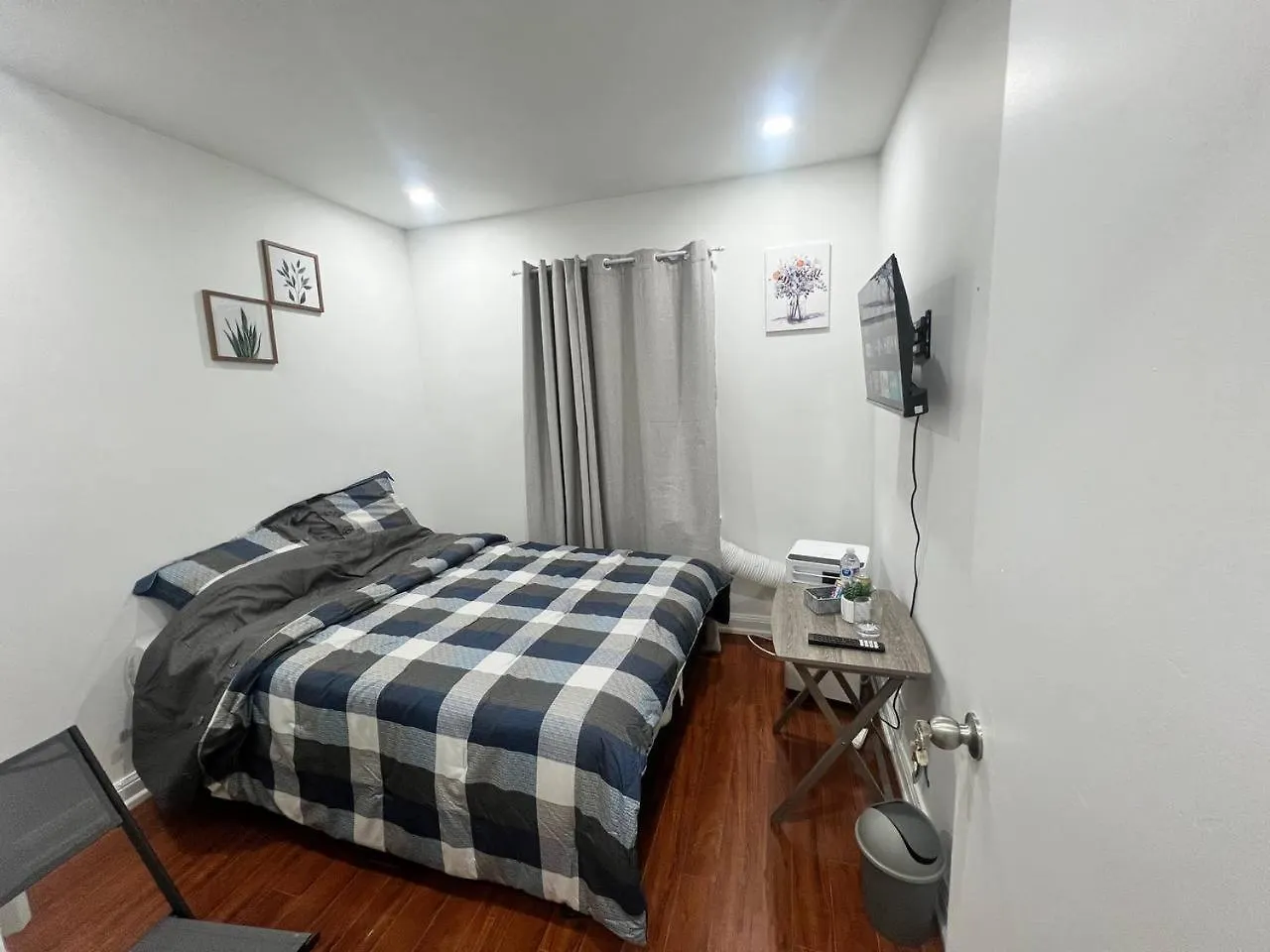 #1 Convvy-Nient Residence! Toronto 0*,